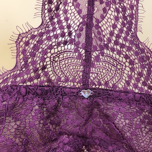 Victorias Secret Pink Push-Up Lace Halter Bralette Deep‎ Purple Size 34D - Picture 7 of 8